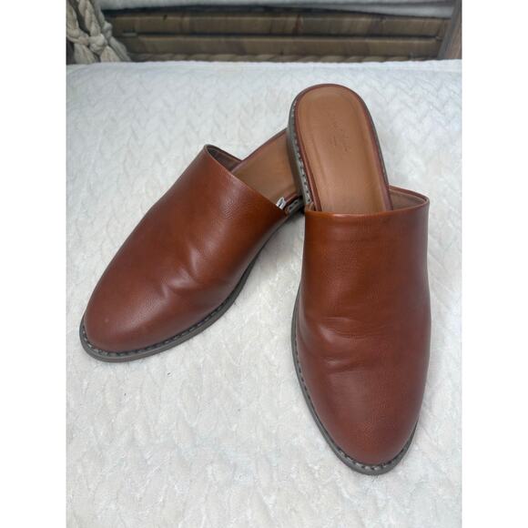 3/$20 ⭐️ Universal Thread Brown Slip On Mules Size 9.5 Faux Leather Flats - Picture 1 of 6